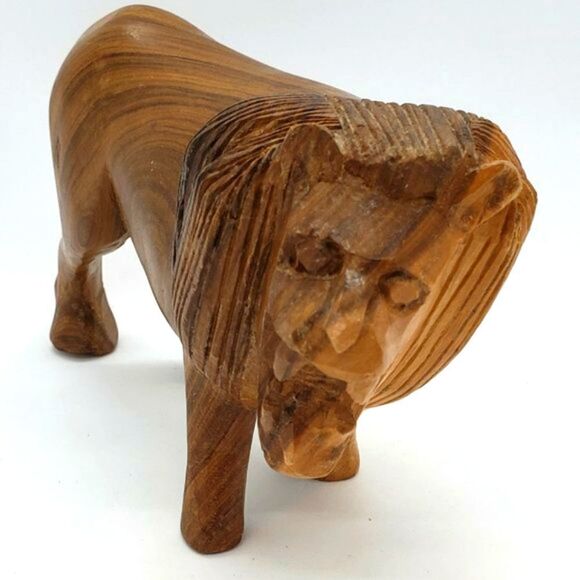Vintage Hand Carved Wooden Lion Figurine - Picture 13 of 13